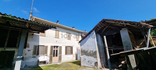 casa indipendente in vendita a Mortara