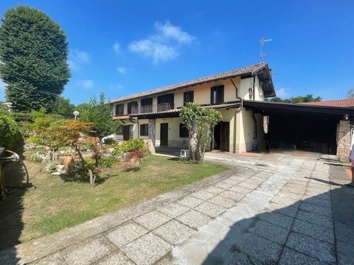 casa indipendente in vendita a Mortara