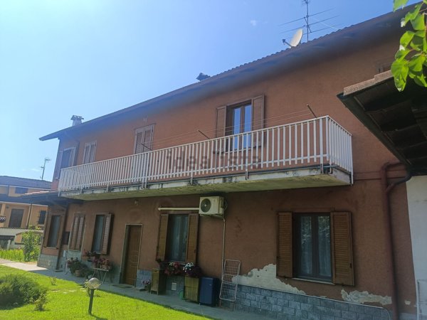 casa indipendente in vendita a Mortara
