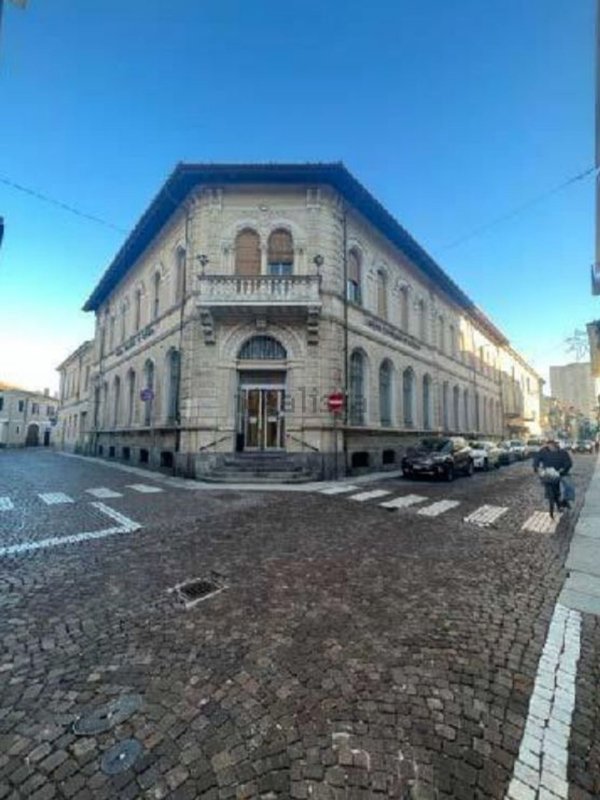 ufficio in vendita a Mortara