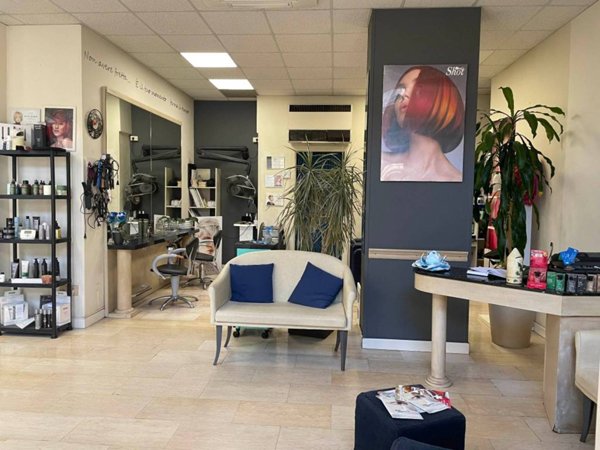 negozio in vendita a Mortara