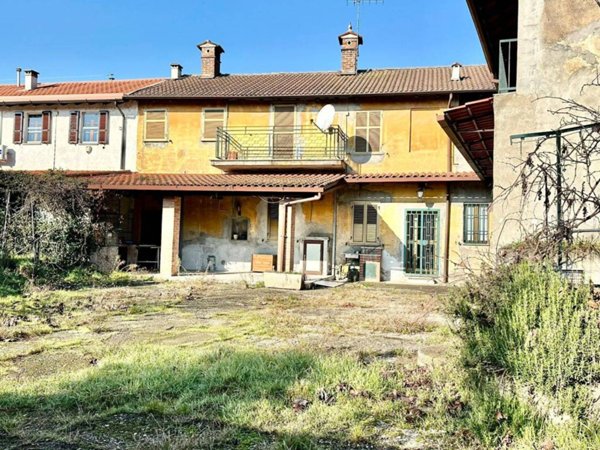 casa indipendente in vendita a Mortara