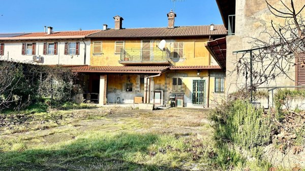 casa indipendente in vendita a Mortara