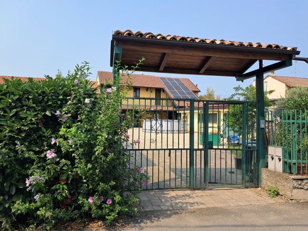 casa indipendente in vendita a Mortara