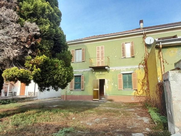 casa indipendente in vendita a Mortara