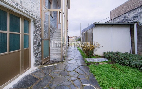 casa indipendente in vendita a Mortara