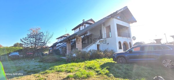 casa indipendente in vendita a Mortara