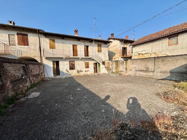casa indipendente in vendita a Mortara