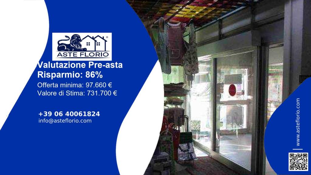 locale commerciale in vendita a Mortara