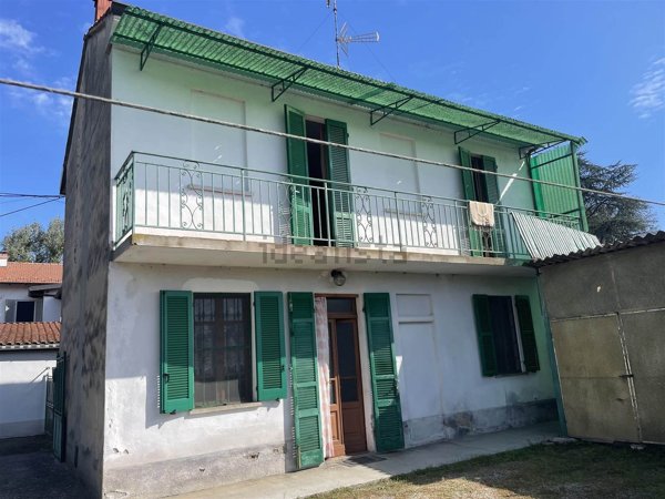 casa indipendente in vendita a Mortara