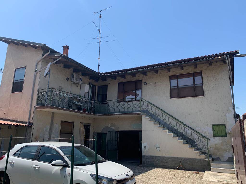 casa indipendente in vendita a Mortara