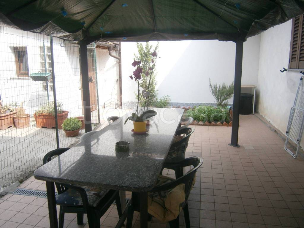 casa indipendente in vendita a Mortara