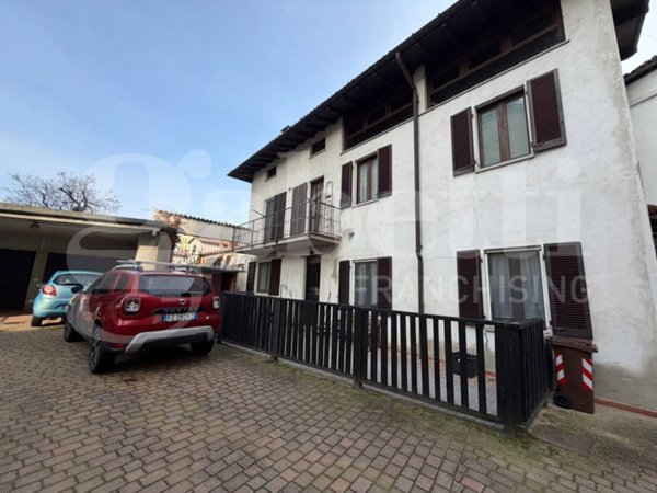 casa indipendente in vendita a Mortara