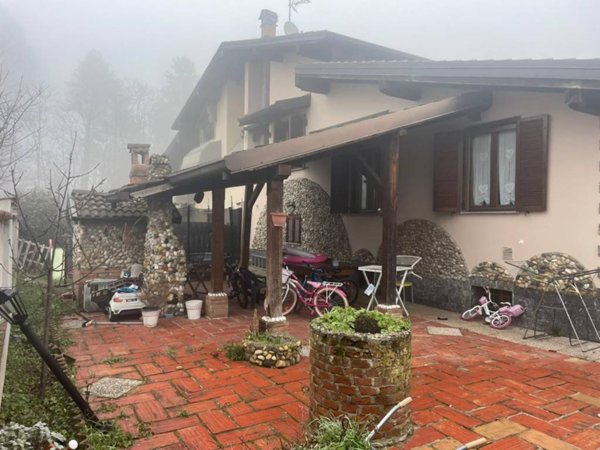 casa indipendente in vendita a Mortara