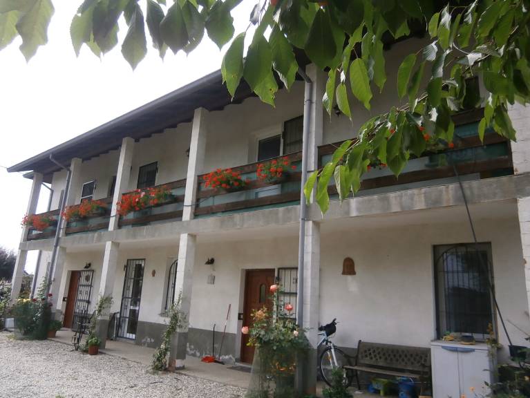 casa indipendente in vendita a Mortara