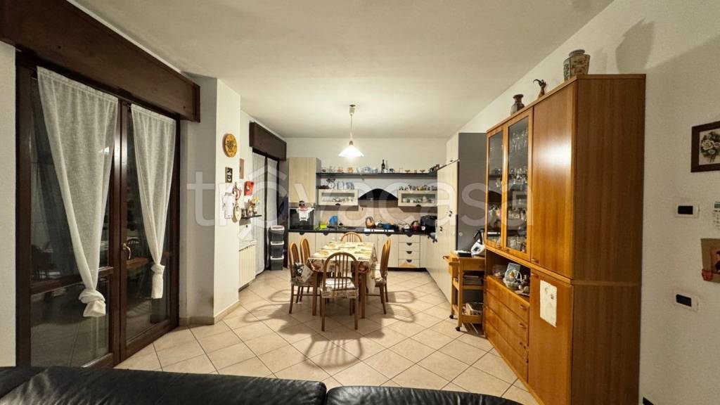 casa indipendente in vendita a Mortara
