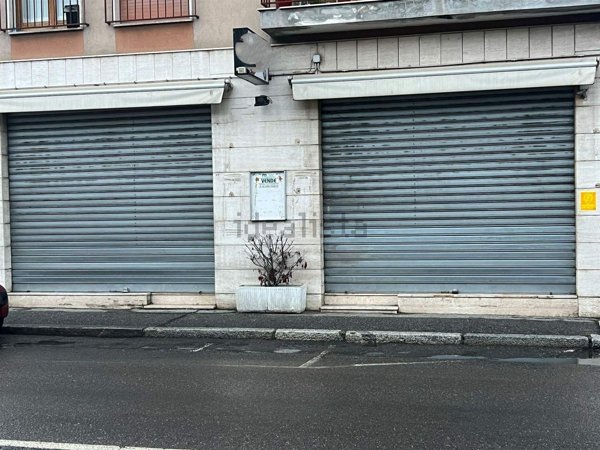 negozio in vendita a Mortara