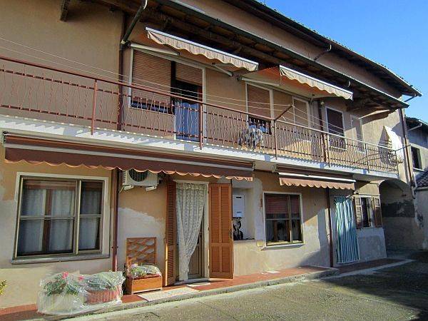 casa indipendente in vendita a Mortara