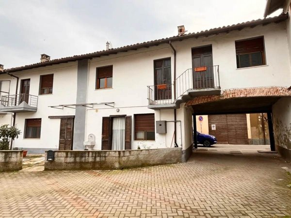 casa indipendente in vendita a Mortara