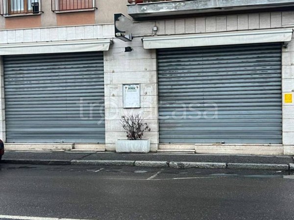 negozio in vendita a Mortara