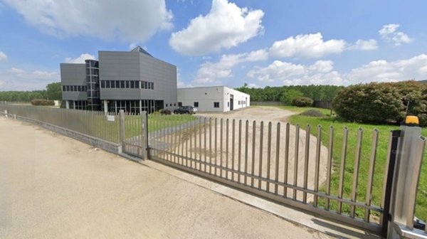 capannone in vendita a Mortara