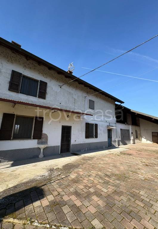 casa indipendente in vendita a Mortara