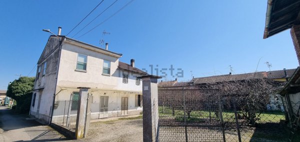 quadrivano in vendita a Mortara