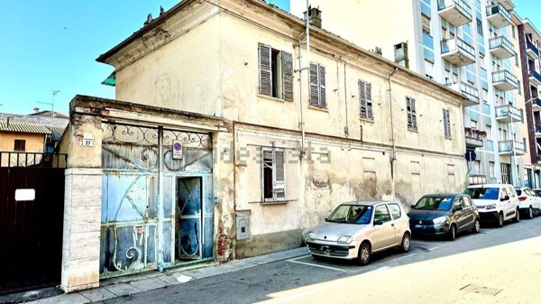 casa indipendente in vendita a Mortara