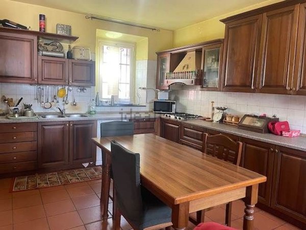 casa indipendente in vendita a Mortara