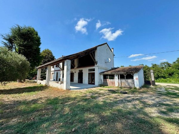 casale in vendita a Mortara