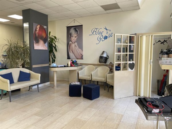 negozio in vendita a Mortara