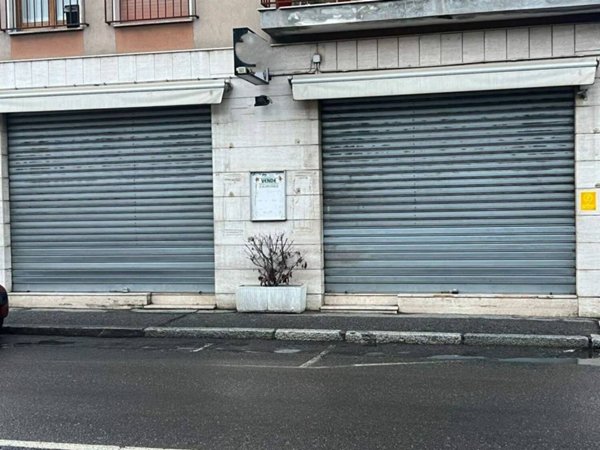 negozio in vendita a Mortara