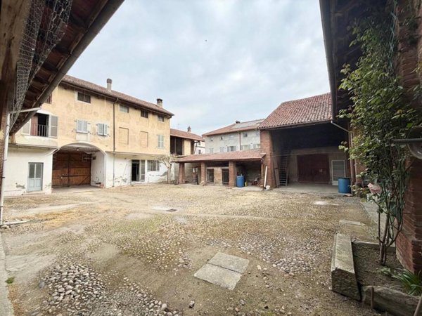 casale in vendita a Mortara