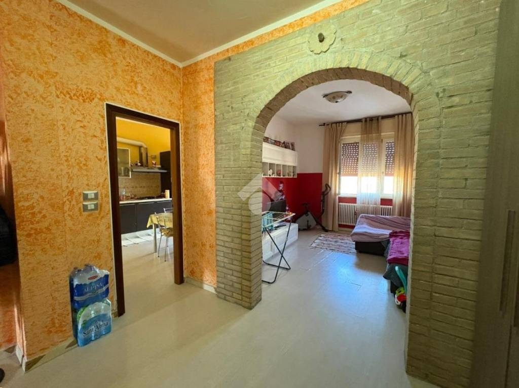 casa indipendente in vendita a Mortara