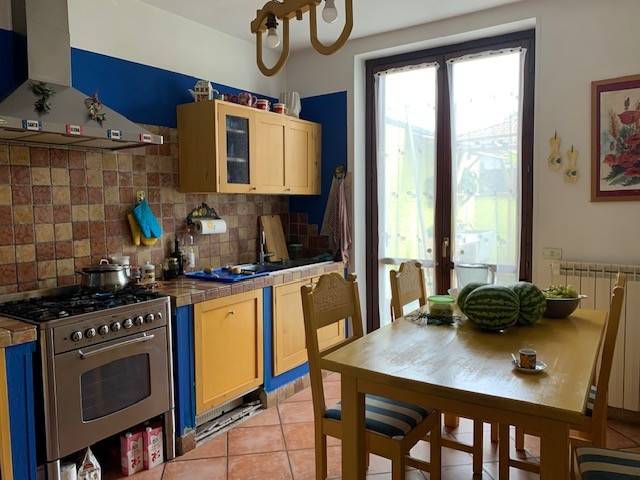 casa indipendente in vendita a Mortara