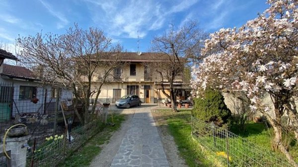 casa indipendente in vendita a Mortara