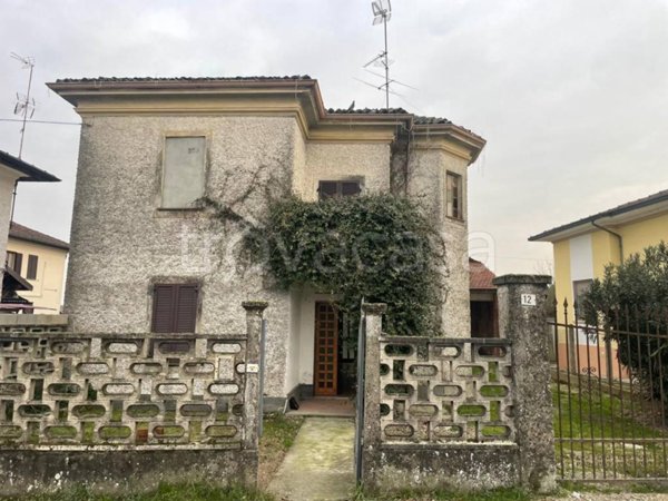 casa indipendente in vendita a Mortara