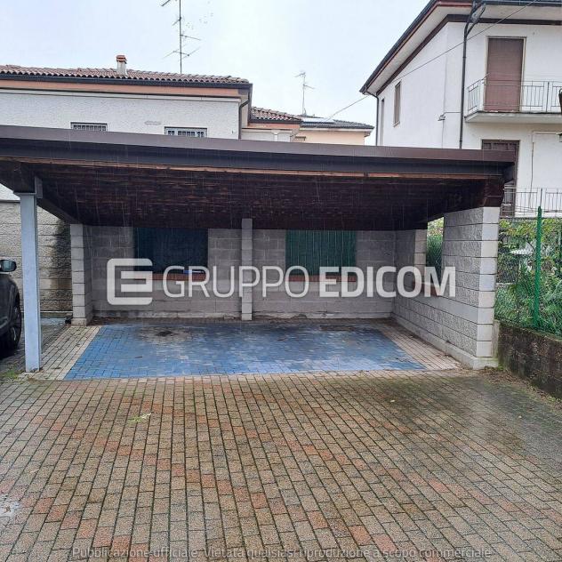 casa indipendente in vendita a Mortara