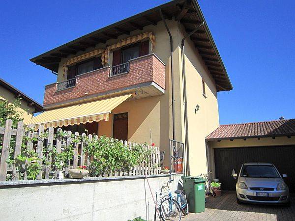 casa indipendente in vendita a Mortara