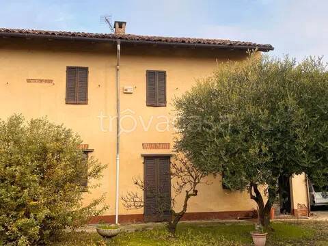 casa indipendente in vendita a Mortara in zona Madonna Del Campo