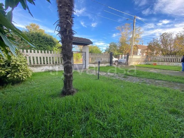 casa indipendente in vendita a Mortara