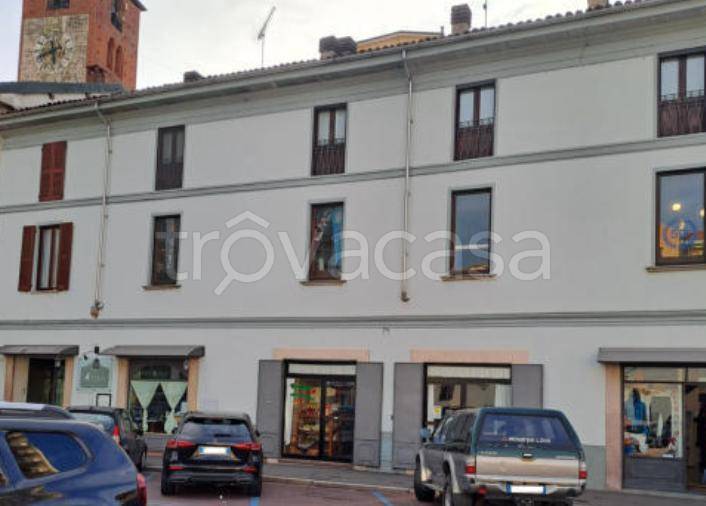 negozio in vendita a Mortara