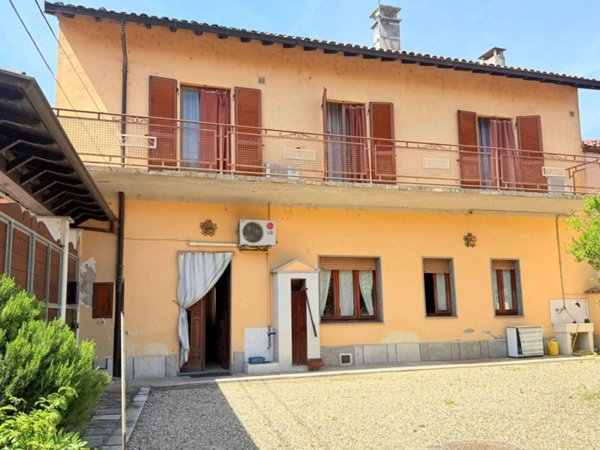casa indipendente in vendita a Mortara