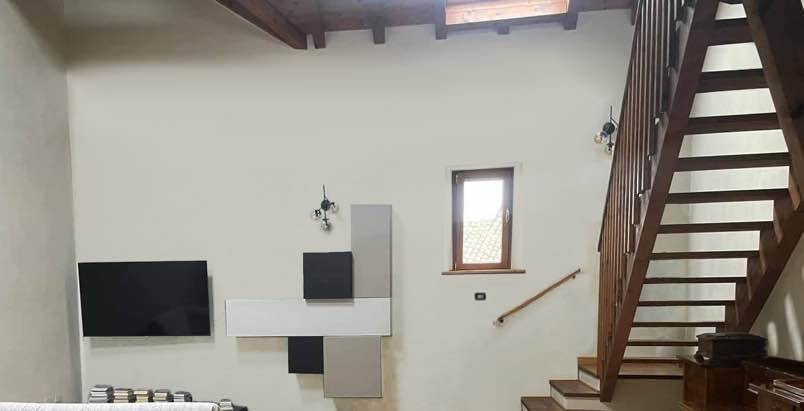 appartamento in vendita a Mortara in zona Medaglia