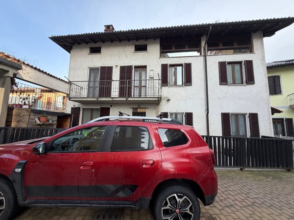 casa indipendente in vendita a Mortara