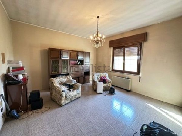 casa indipendente in vendita a Mortara