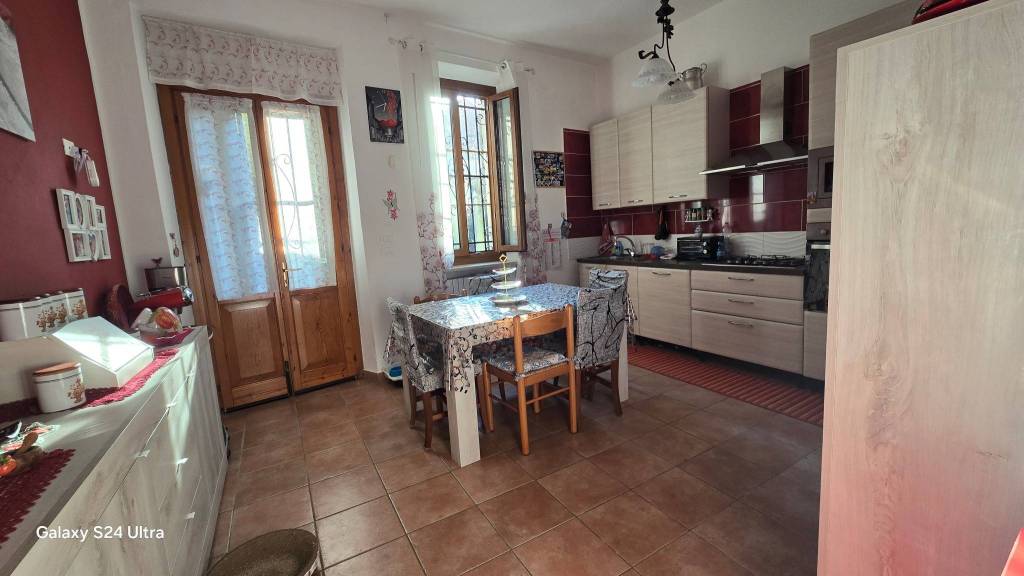 casa indipendente in vendita a Mortara