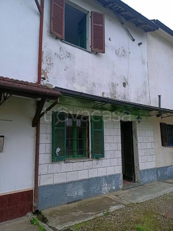 casa indipendente in vendita a Mortara