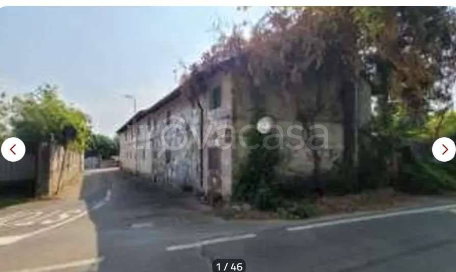 casa indipendente in vendita a Mortara
