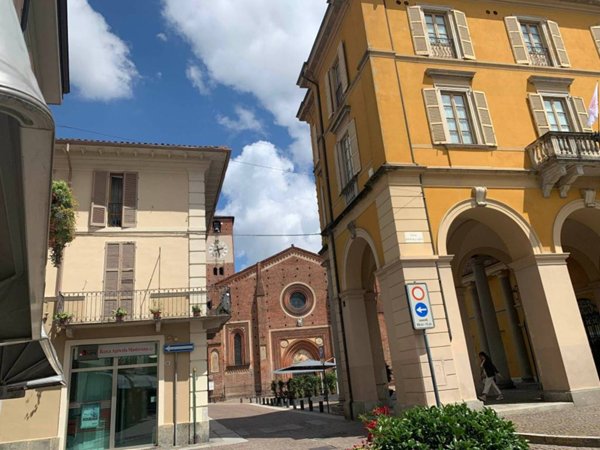 casa indipendente in vendita a Mortara